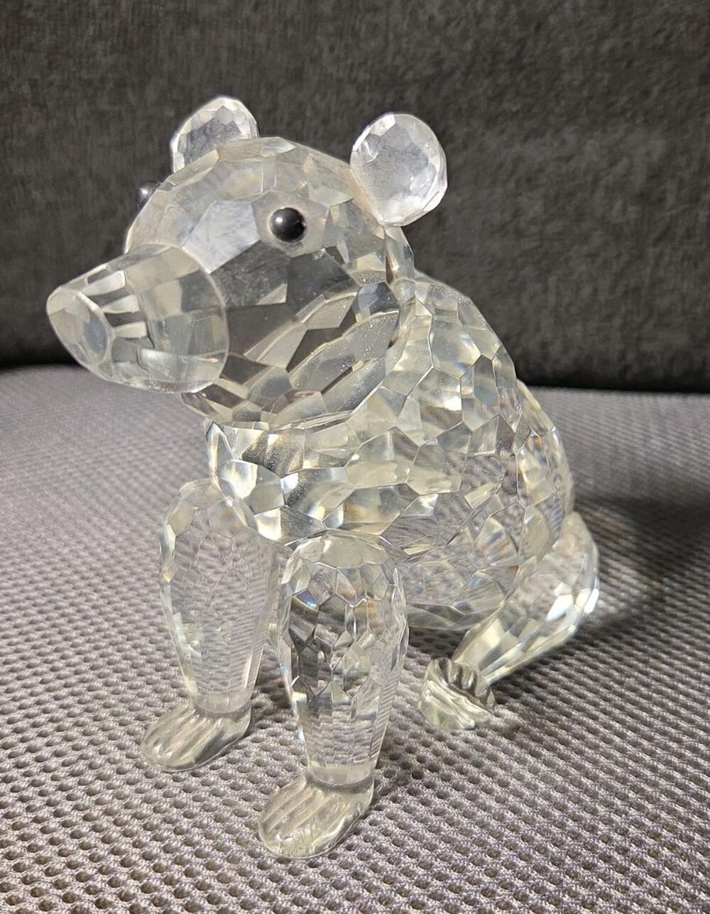 handcrafted Shannon Crystal Designs of Ireland faceted clear crystal bear